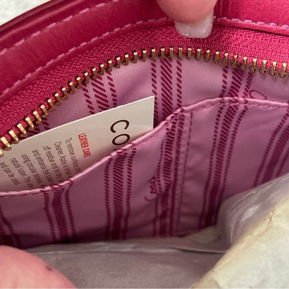 Coach Penelope Spectator Clutch NWT - Picture 5 of 10